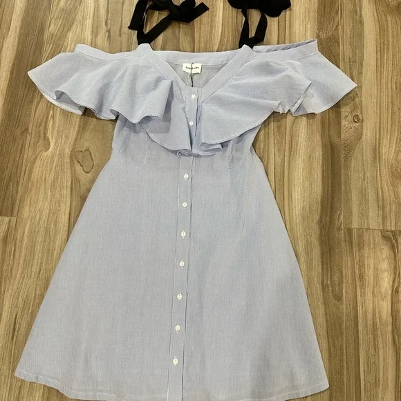 NWT Beautiful and feminine A-Line Sugar+Lips Light Blue Off-Shoulder Dress Sz S - Picture 4 of 16